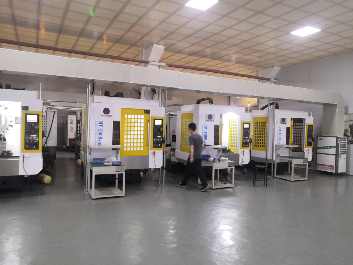 Case study of cooling project in injection molding workshop(图1)